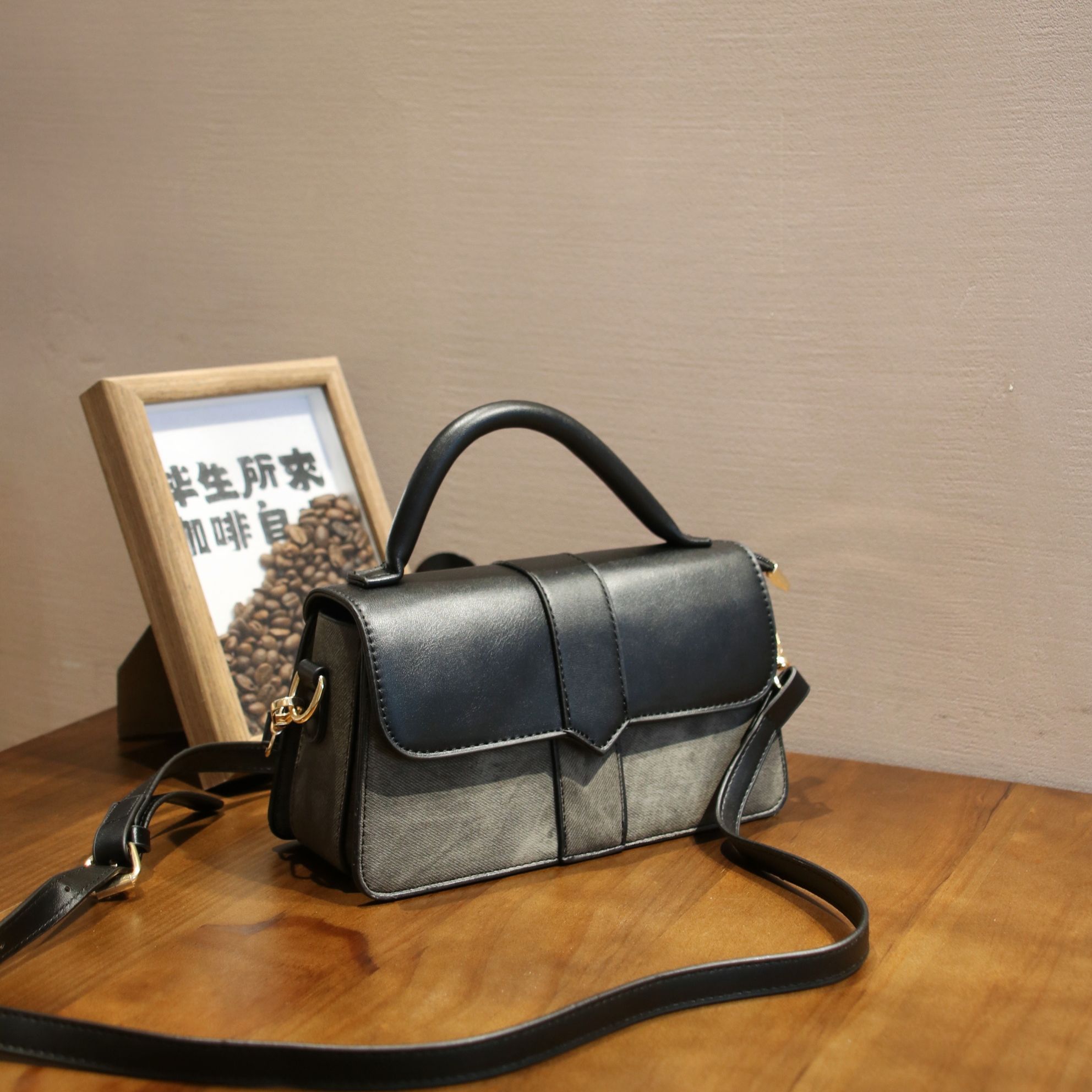 2025新款复古小方包百搭简约单肩包手提女包小众斜挎包潮流休闲包