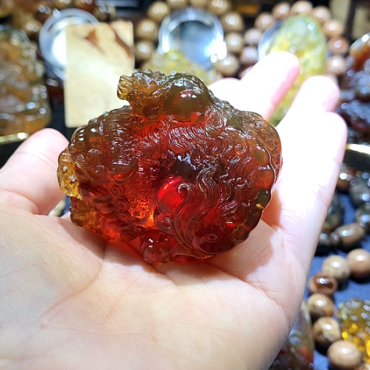 【闪购商品】琥珀颈饰未镶嵌职**手红茶变色龙