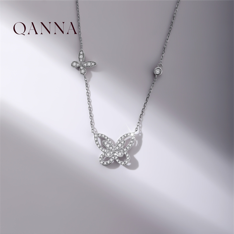 QANNA【严选】18K金32分轻奢两只蝴蝶钻石项链AF0138