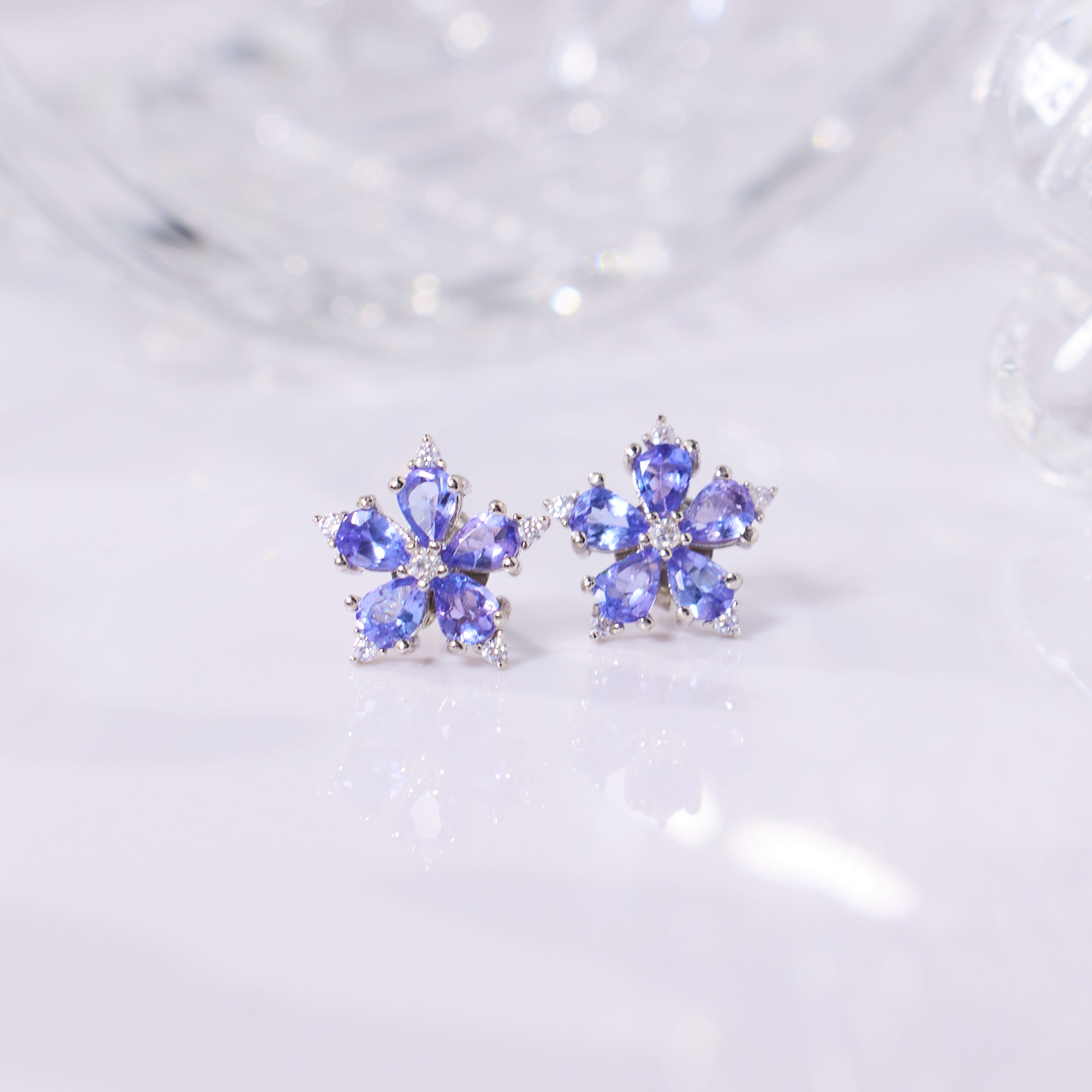 玉峰珠宝丨安娜【仙踪】坦桑石耳饰*我E5178多样性发其一