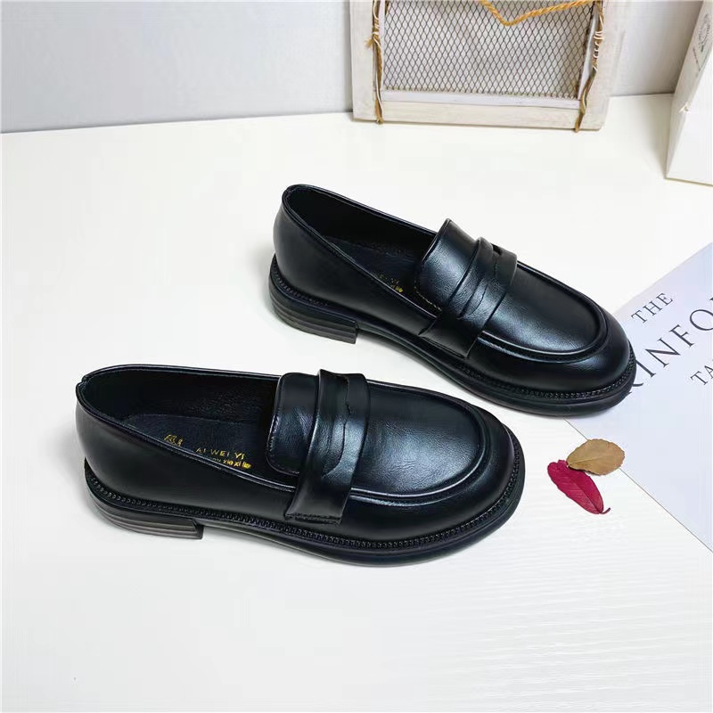 8013软底妈妈鞋单鞋女舒适防滑中老年人皮鞋复古夏季女鞋