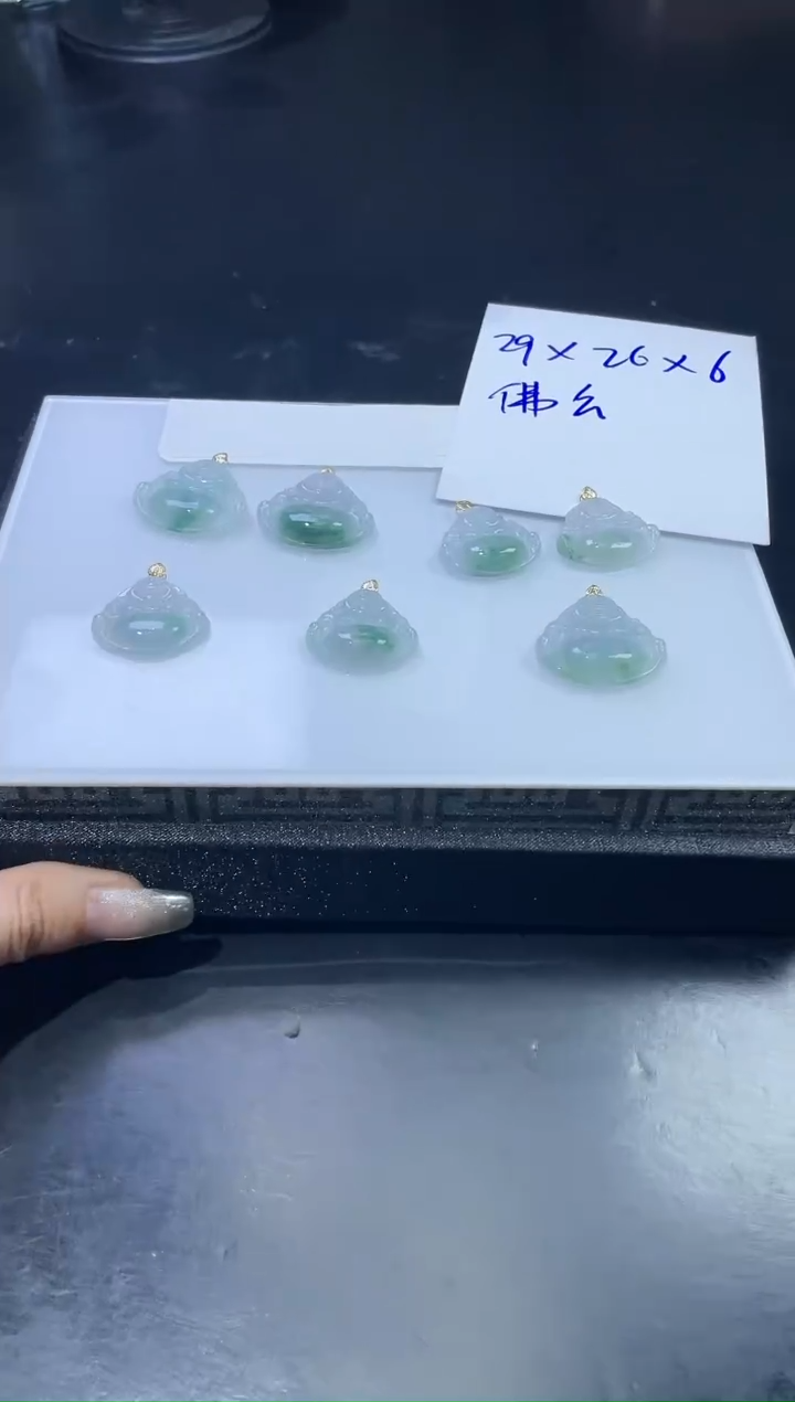 【闪购商品】翡翠颈饰18K金镶嵌YGF-FG23佛公多样性一个