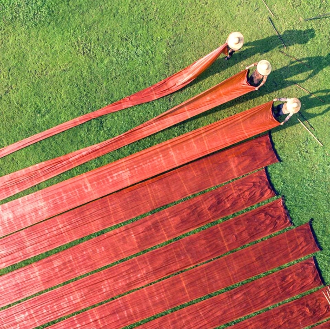 2号车 指定尺寸 桑蚕丝香云纱面料 花萝重缎皮子 一经裁剪不退换 