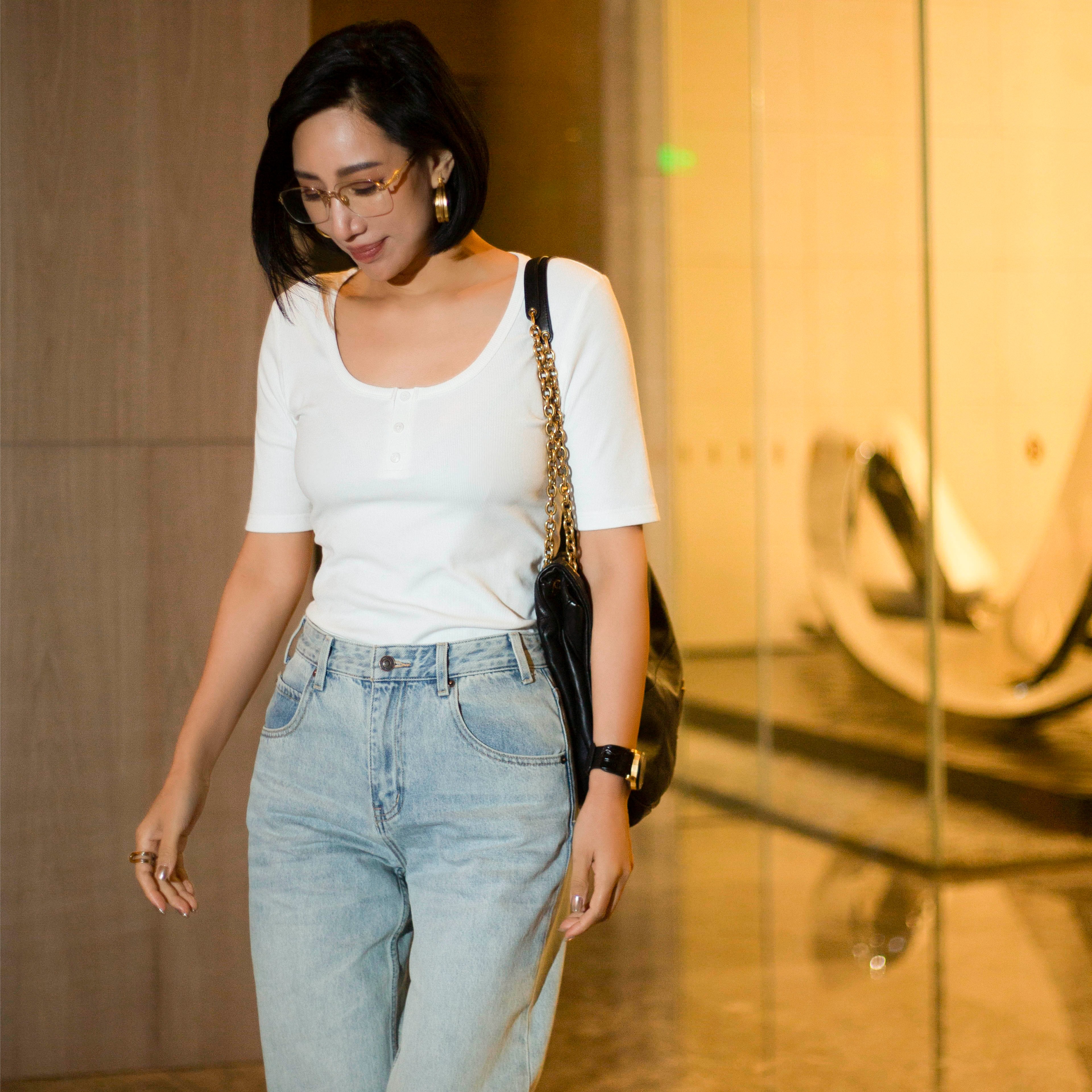 【Do.Fashion欧阳】“肯豆同款”U型领夏季修身简约T恤