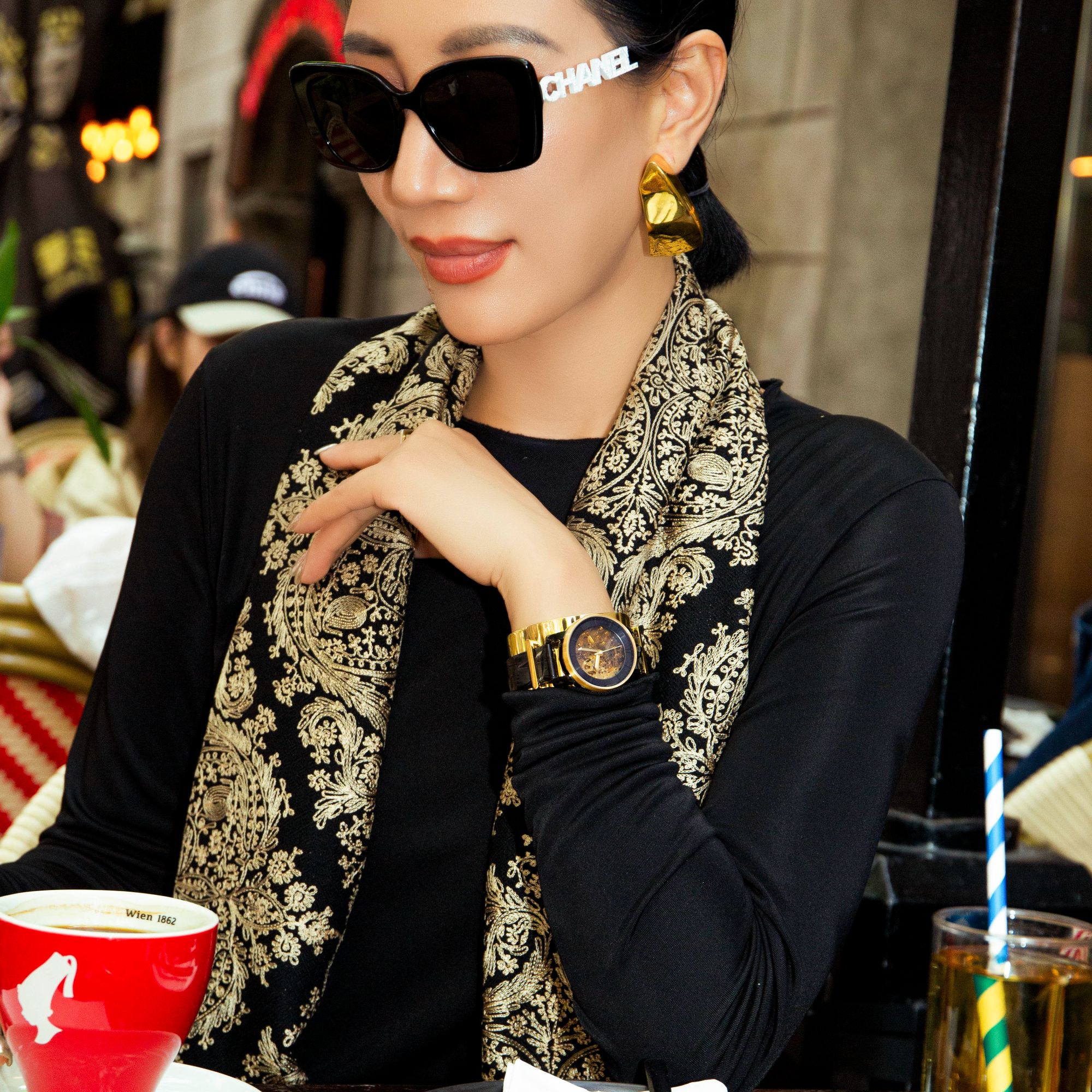 【Do.Fashion欧阳】Charlotta Gandolfo尼泊尔手工刺绣围巾