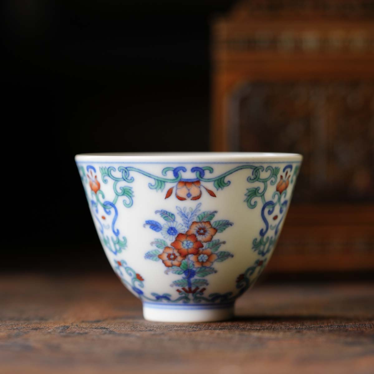 赏瓷观窑--斗彩花团锦簇陶瓷纯手工手绘