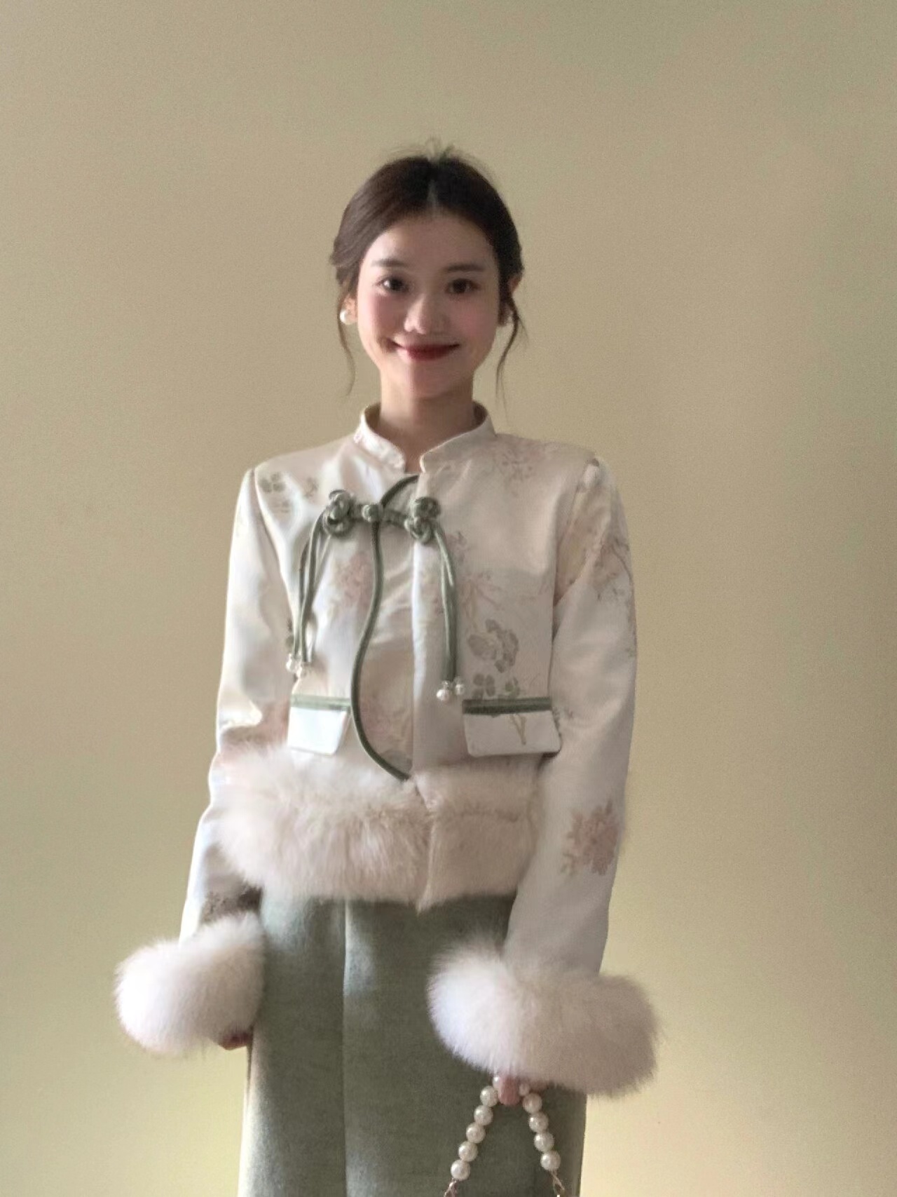 2023年新中式国风刺绣加厚棉服外套高腰显瘦毛呢半身裙套装女冬