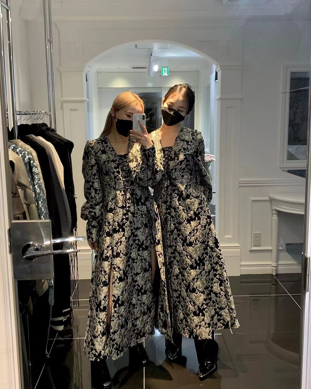 日单贵牌重工雕花开衩绑带中长款连衣裙女