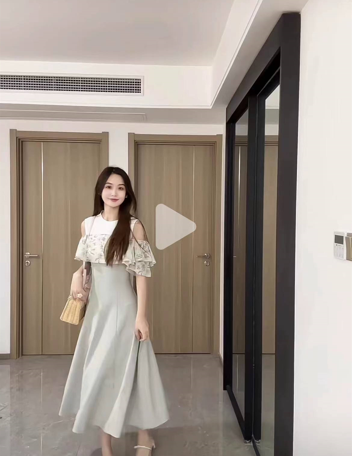 Majestic短袖款掐腰裙可露肩美丽拼接连衣裙女