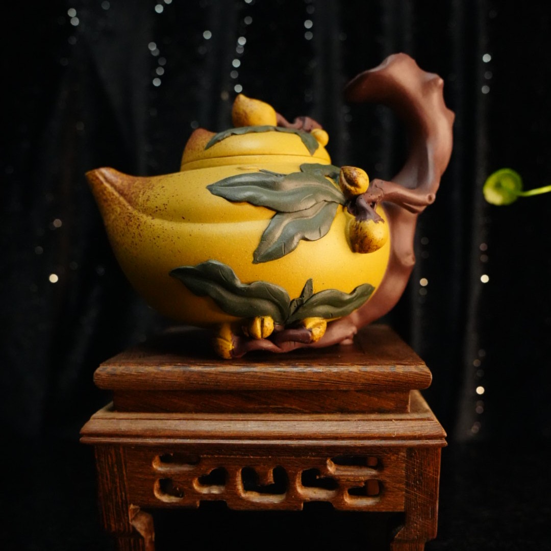 原矿黄段花器手工蟠桃紫砂壶