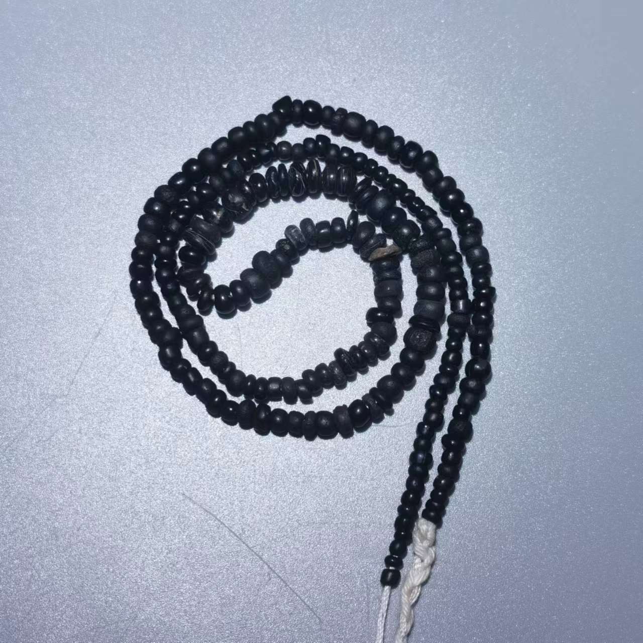 小号千年黑色合浦琉璃项链
