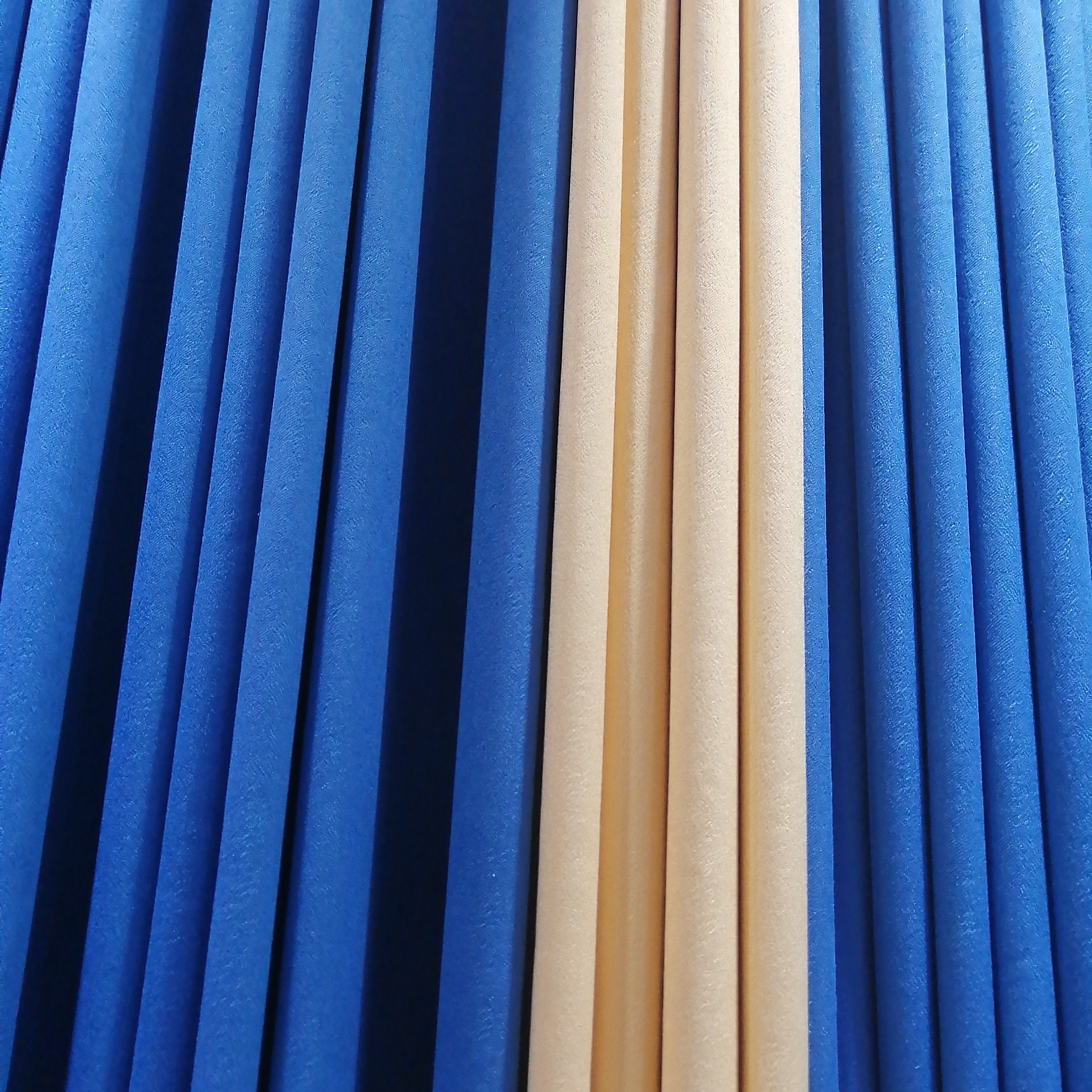 蓝色拼黄色特价成品窗帘六米x2..65高韩折，可免费修改高度