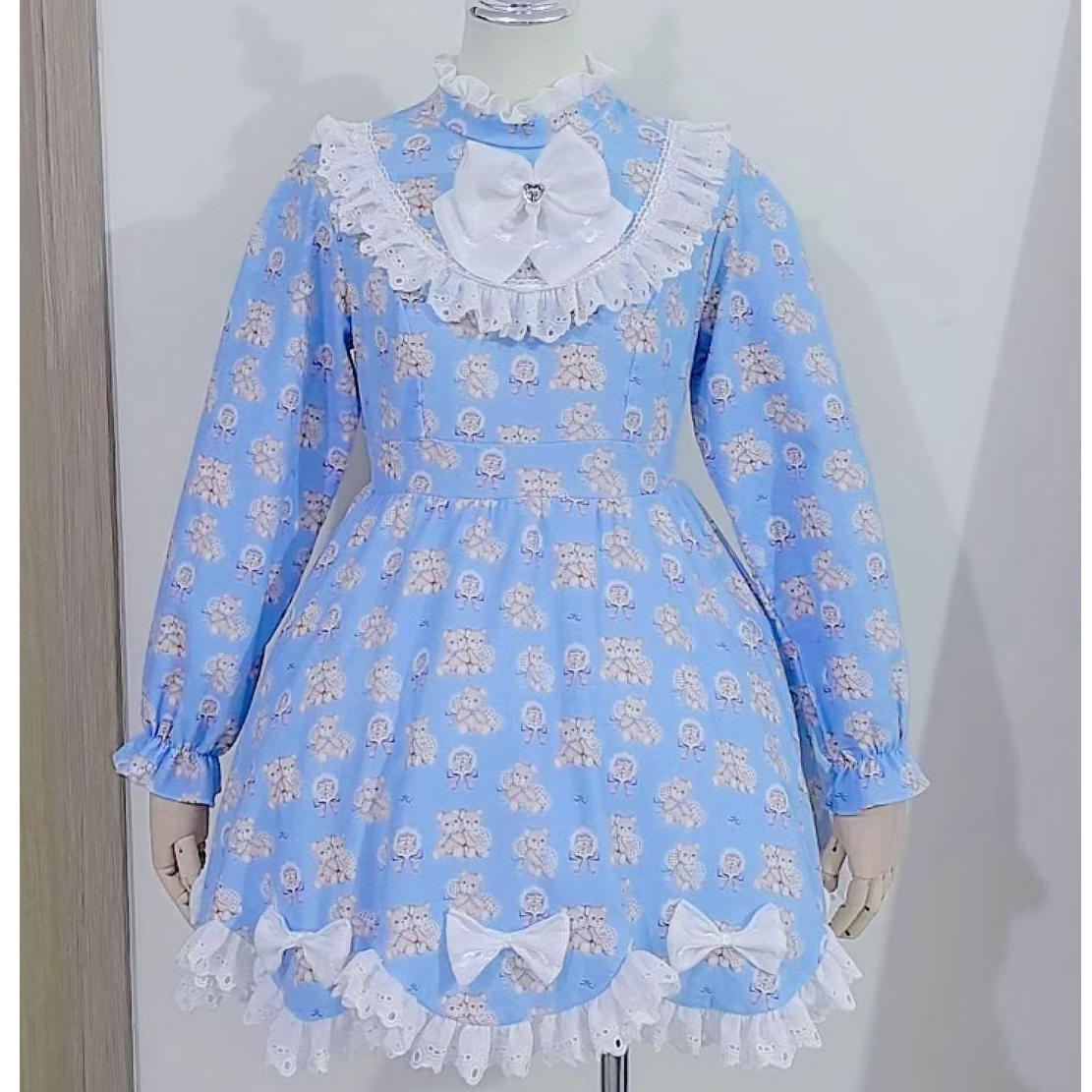2024秋冬蓝色小熊碎花连衣裙蕾丝公主