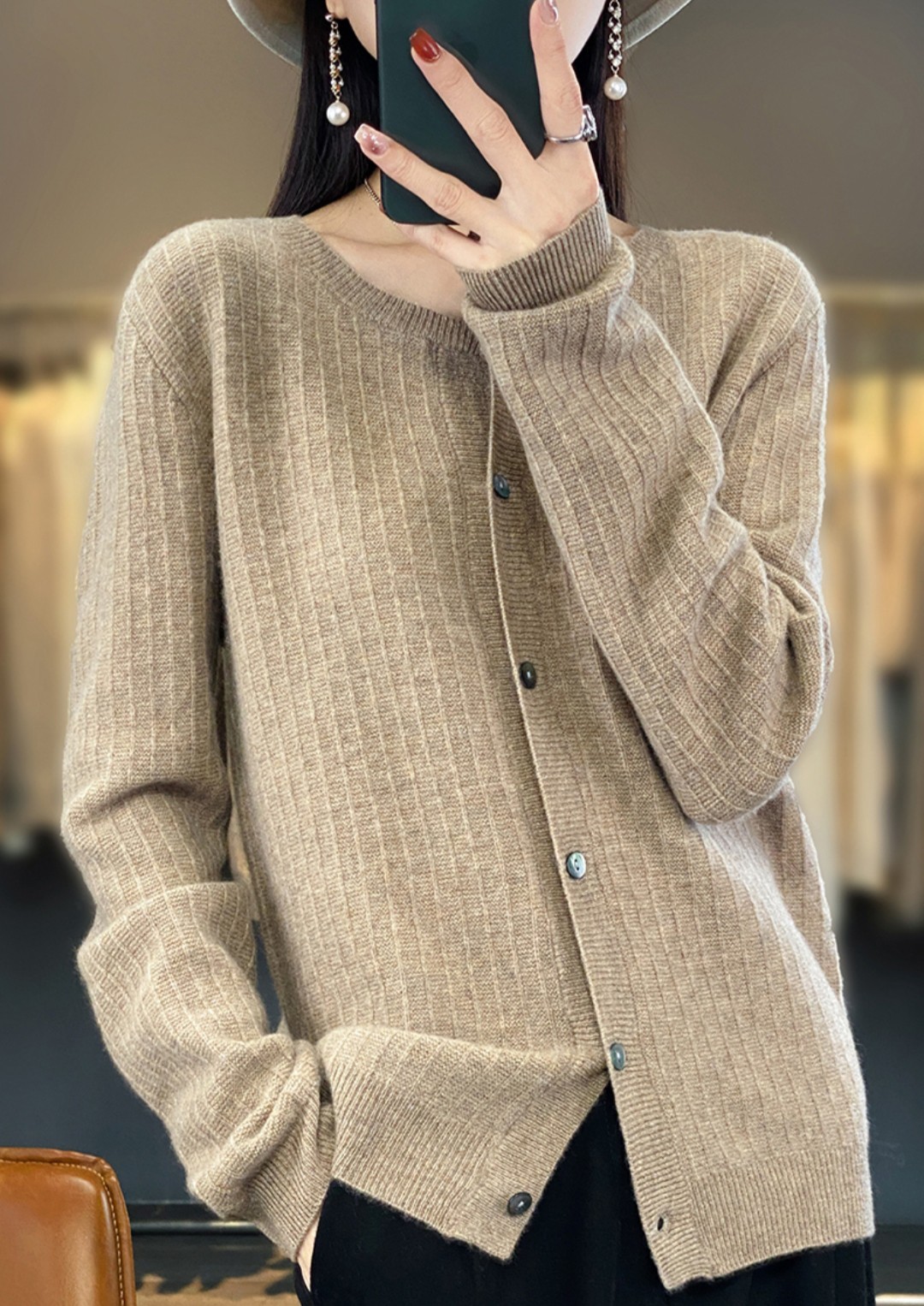 断码清仓8260秋冬新款100%澳毛女士圆领开衫 时尚百搭针织衫