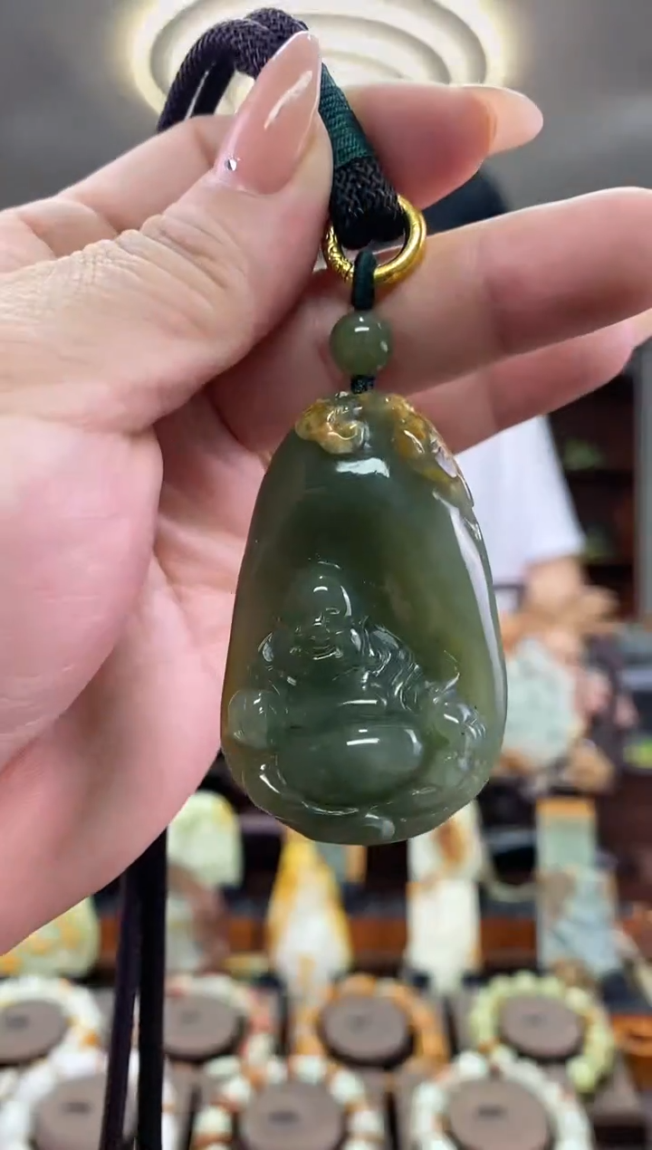 【闪购商品】透闪石质玉吊坠未镶嵌河磨玉
