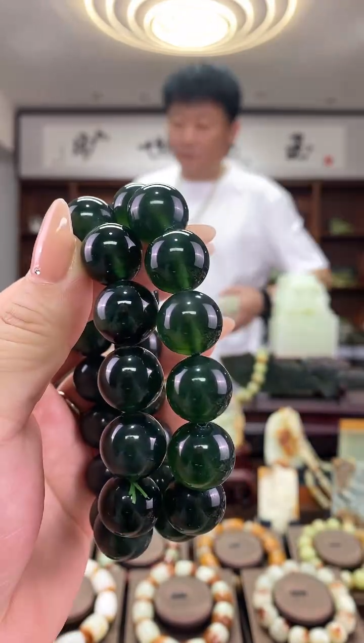 【闪购商品】蛇纹石玉手串未镶嵌多样式发货随机发一