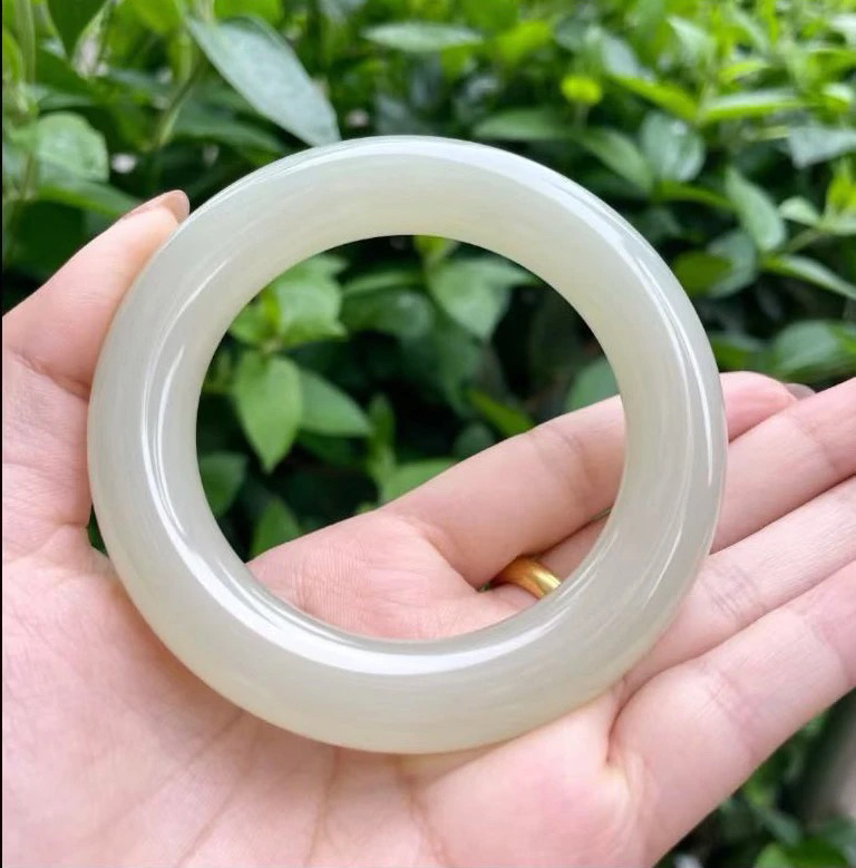 A21和田玉蜂蜜水青海料胖圆条