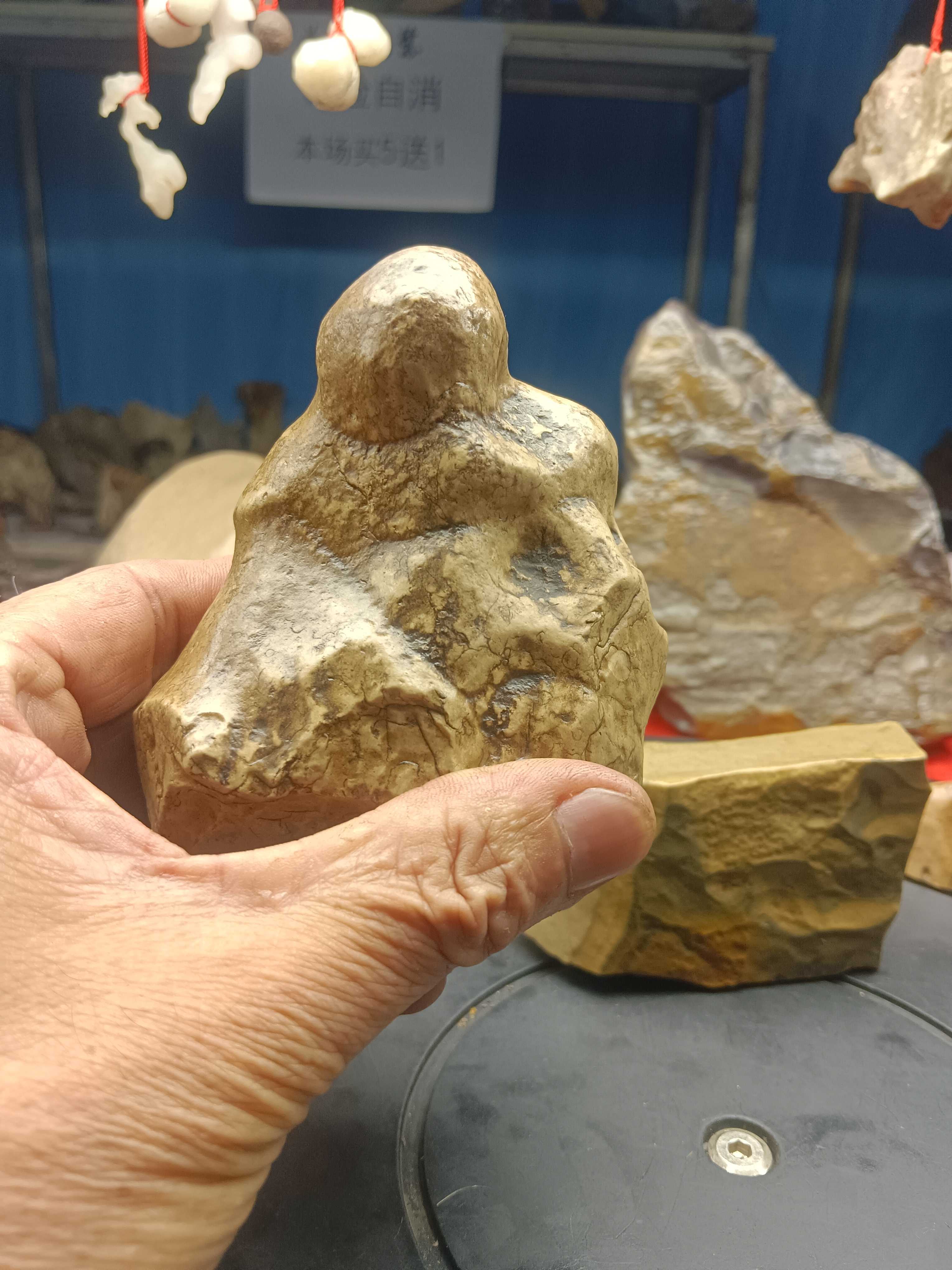 各种陶瓷创意复古精美风化雕刻奇石经营欢迎大家来到我的直播间