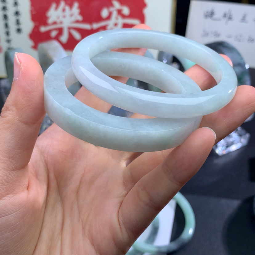 【闪购商品】定制翡翠手镯未镶嵌