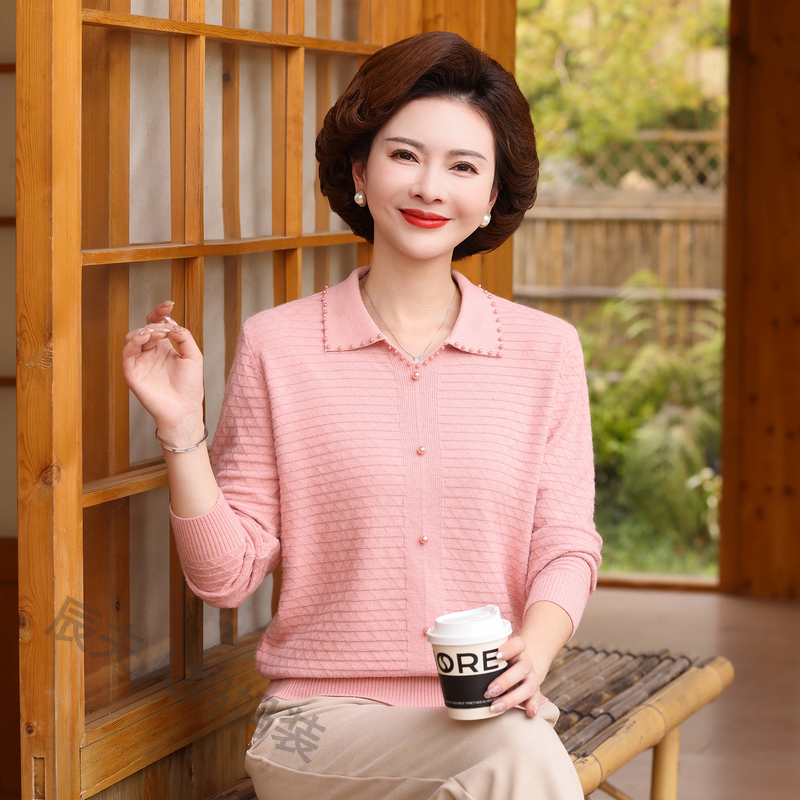 2024新款中老年女春秋翻领针织上衣时尚遮肚洋气妈妈长袖打底衫