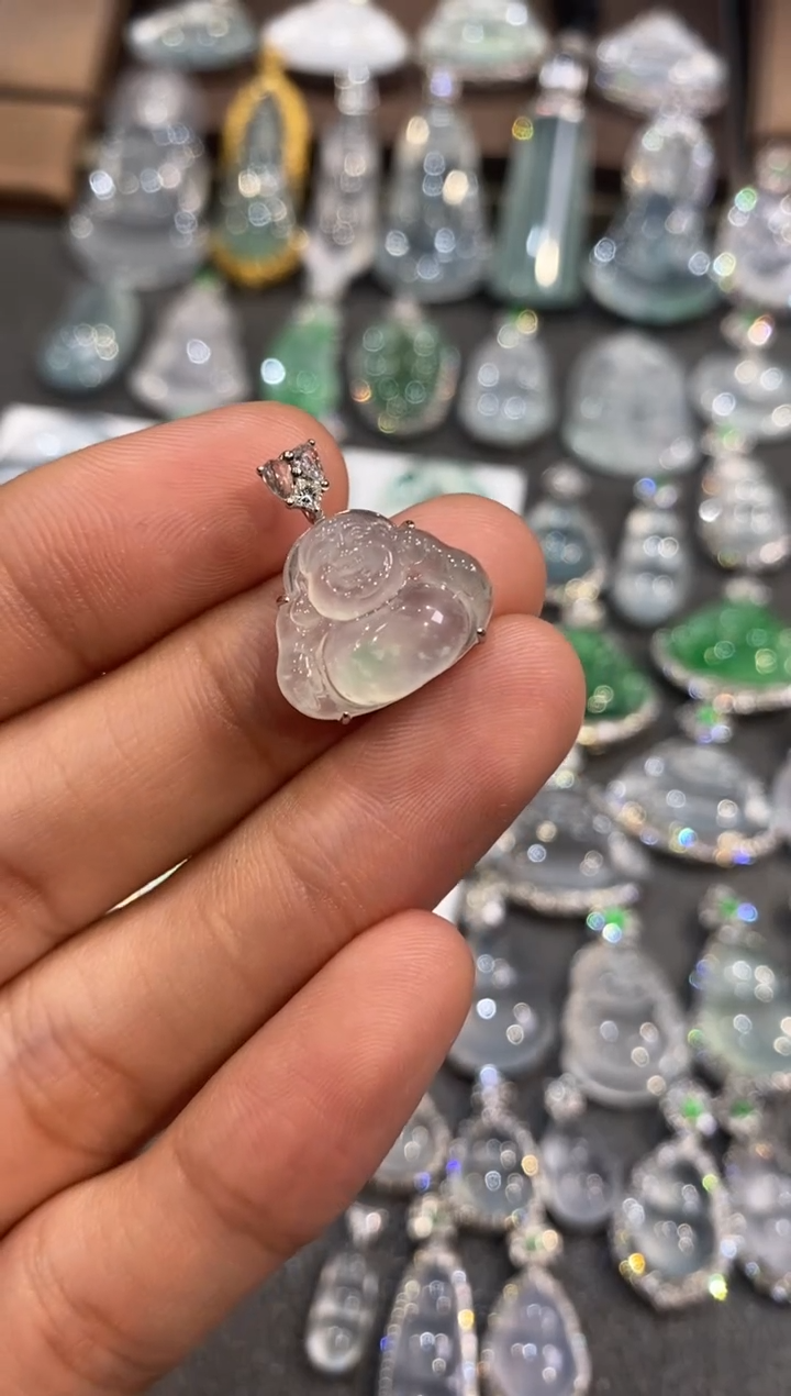 【闪购商品】翡翠吊坠(不含链)18K金镶嵌佛公