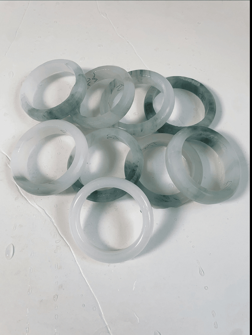 私人定制天然玉石新疆天山冰翠平安镯 浅翠多样性发货拍一发一