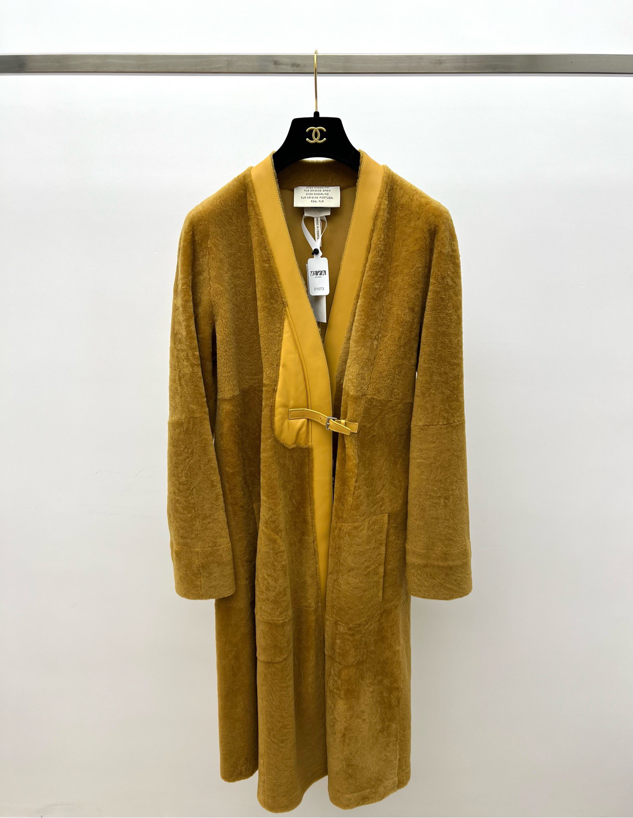 99新 Hermes/爱马仕 姜黄色大衣 34码 01073