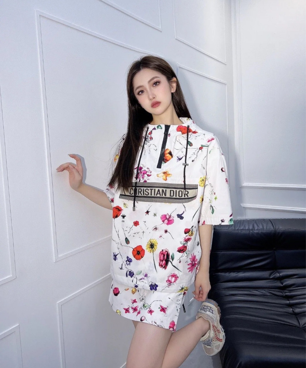 99新 DIOR/迪奥 花卉系列连帽冲锋衣  XS码 00301