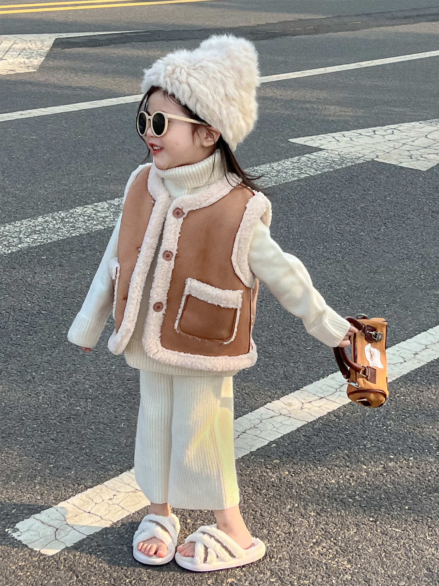 2023冬女童加厚火焰复合空气层皮毛一体马甲+高领毛线套装分开拍