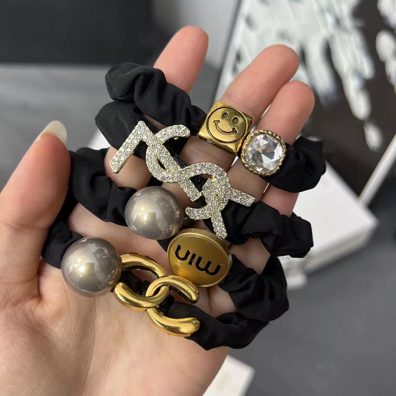 简约黑色咖色皮筋简约发圈韩版高弹力百搭时尚（四根装）2022