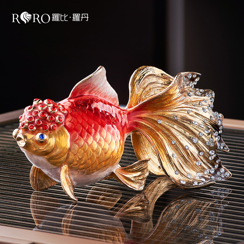 宝格罗比罗丹《鸿运当头珐琅彩工艺软装饰品创意金鱼招财摆件个性
