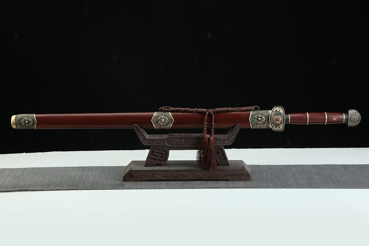 28寸霸王剑（纯铜做旧—龙凤檀—八面剑身款）未开刃