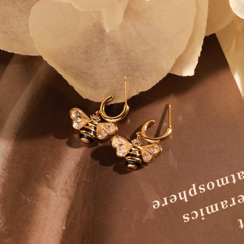 5050 蜜蜂锆石耳环女个性时尚气质轻奢耳饰