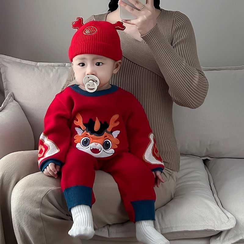 婴儿毛衣连体衣中国风冬装宝宝百天周岁礼服加绒包屁衣套装新年款