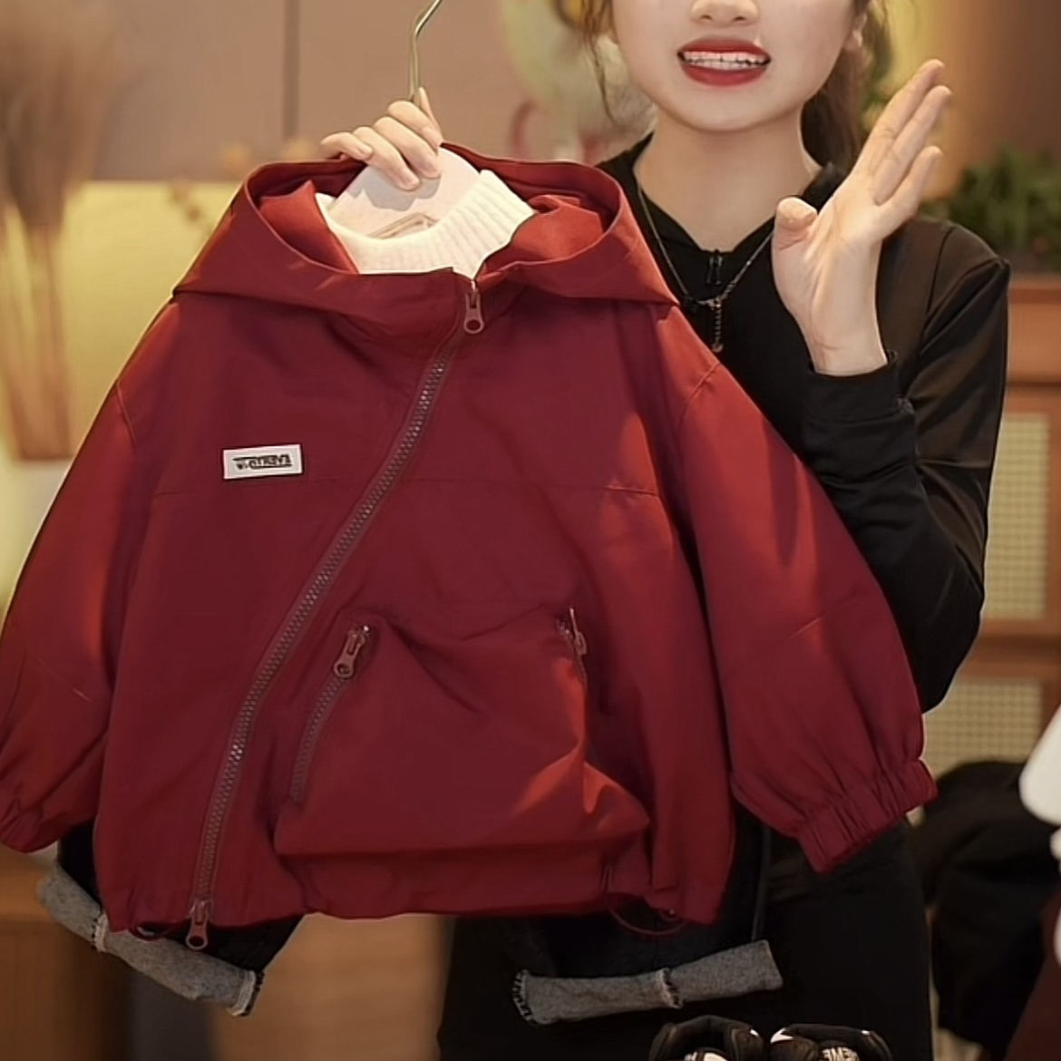 儿童冲锋衣外套女童秋冬装2024新款男童童装连帽宝宝上衣爆款