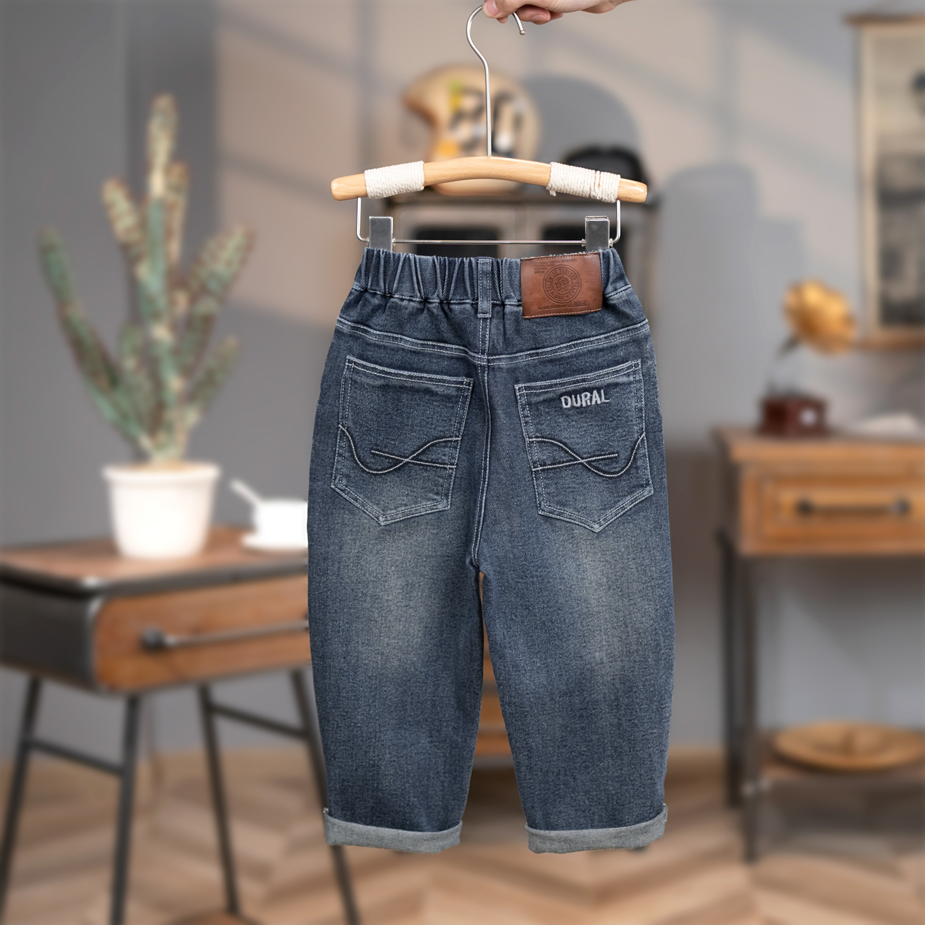 秋季新款宝宝软牛仔高弹力直筒裤男童裤子百搭洋气潮流牛仔裤7916