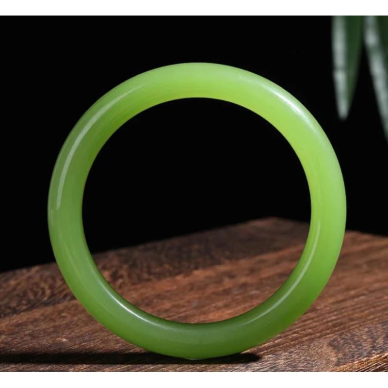 新疆和田芙蓉绿 苹果绿和田玉手镯