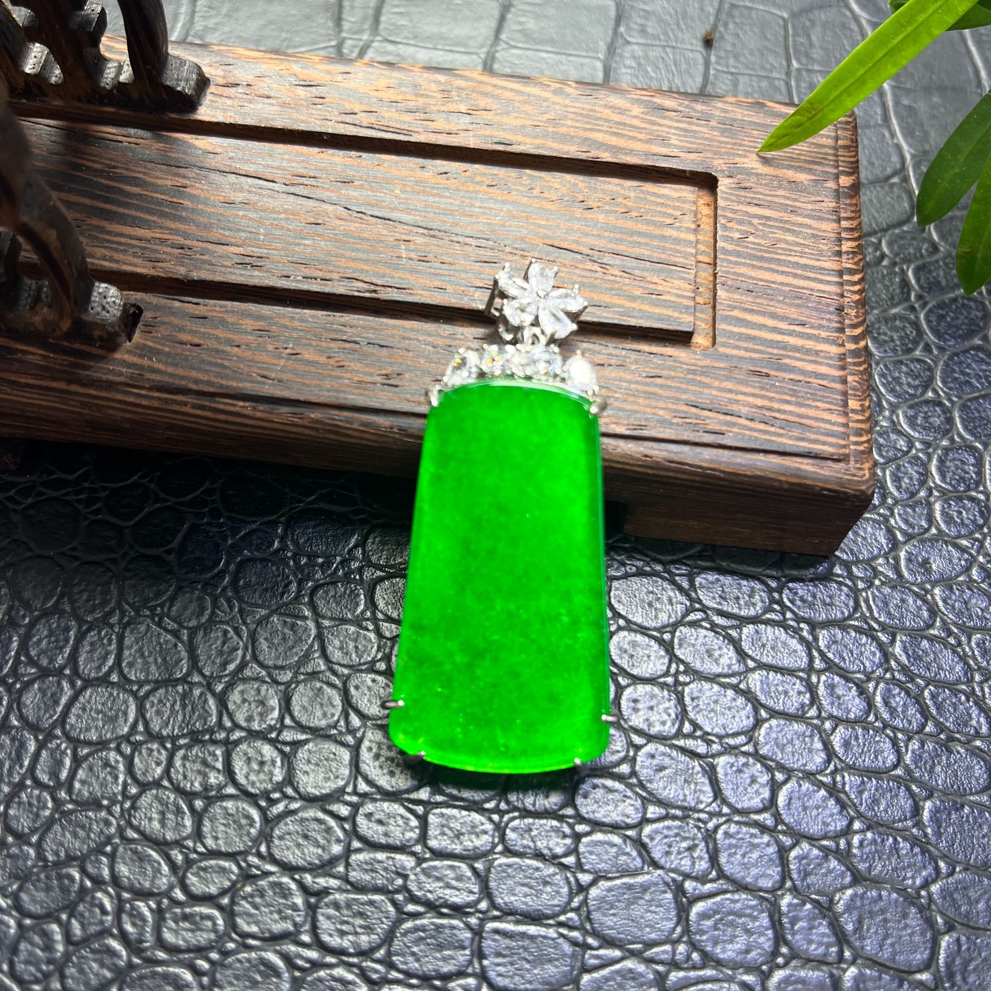 吊坠（R58）多样发其一