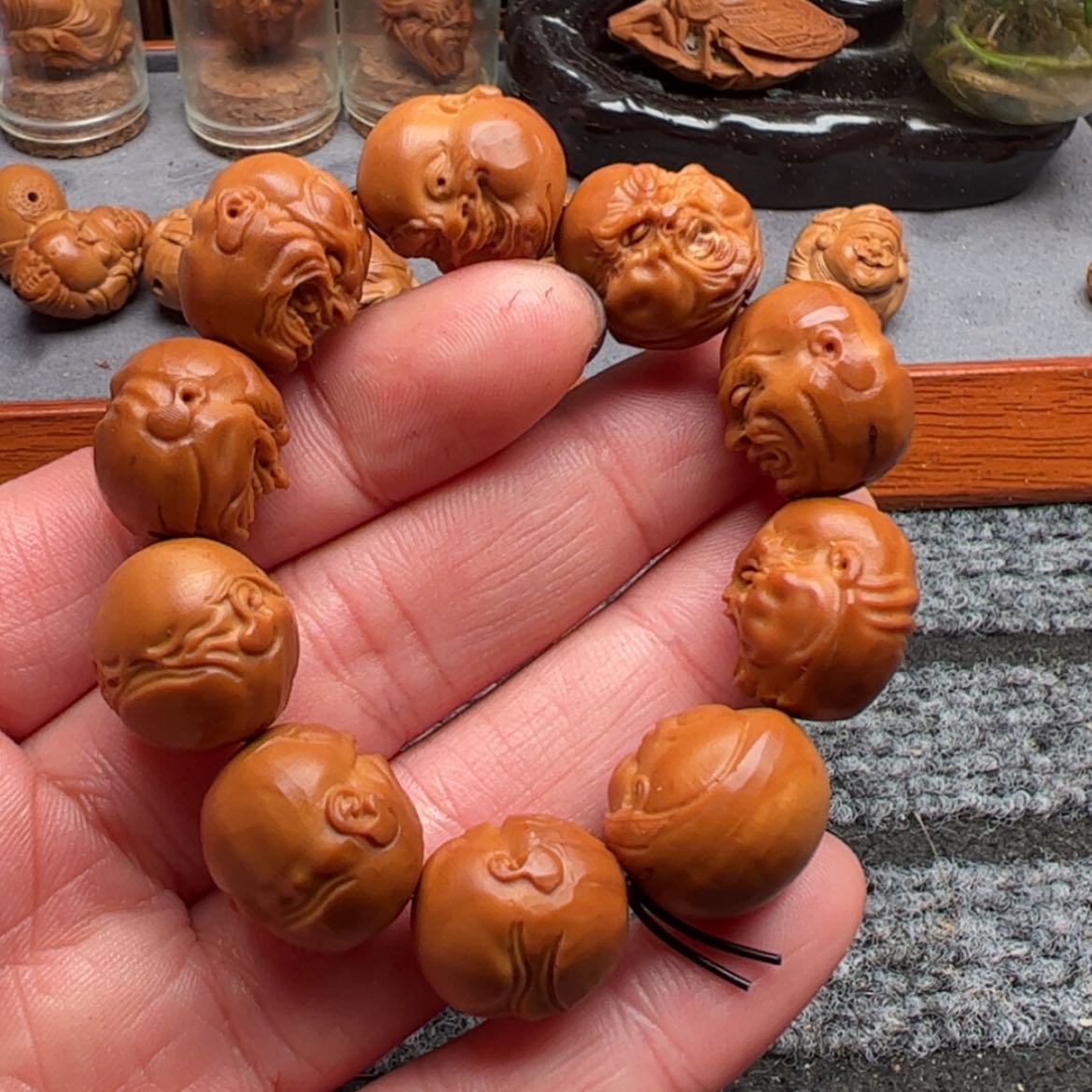 【闪购商品】橄榄核吊坠恶僧28