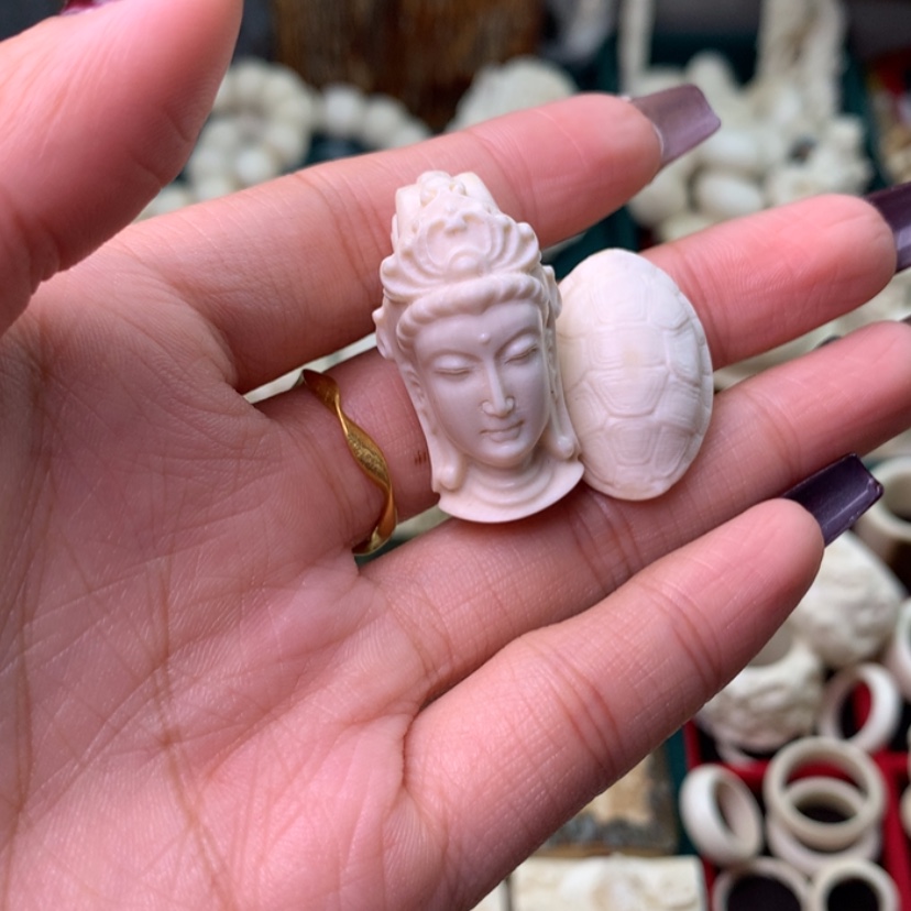 【闪购商品】猛犸牙泥塑像***样