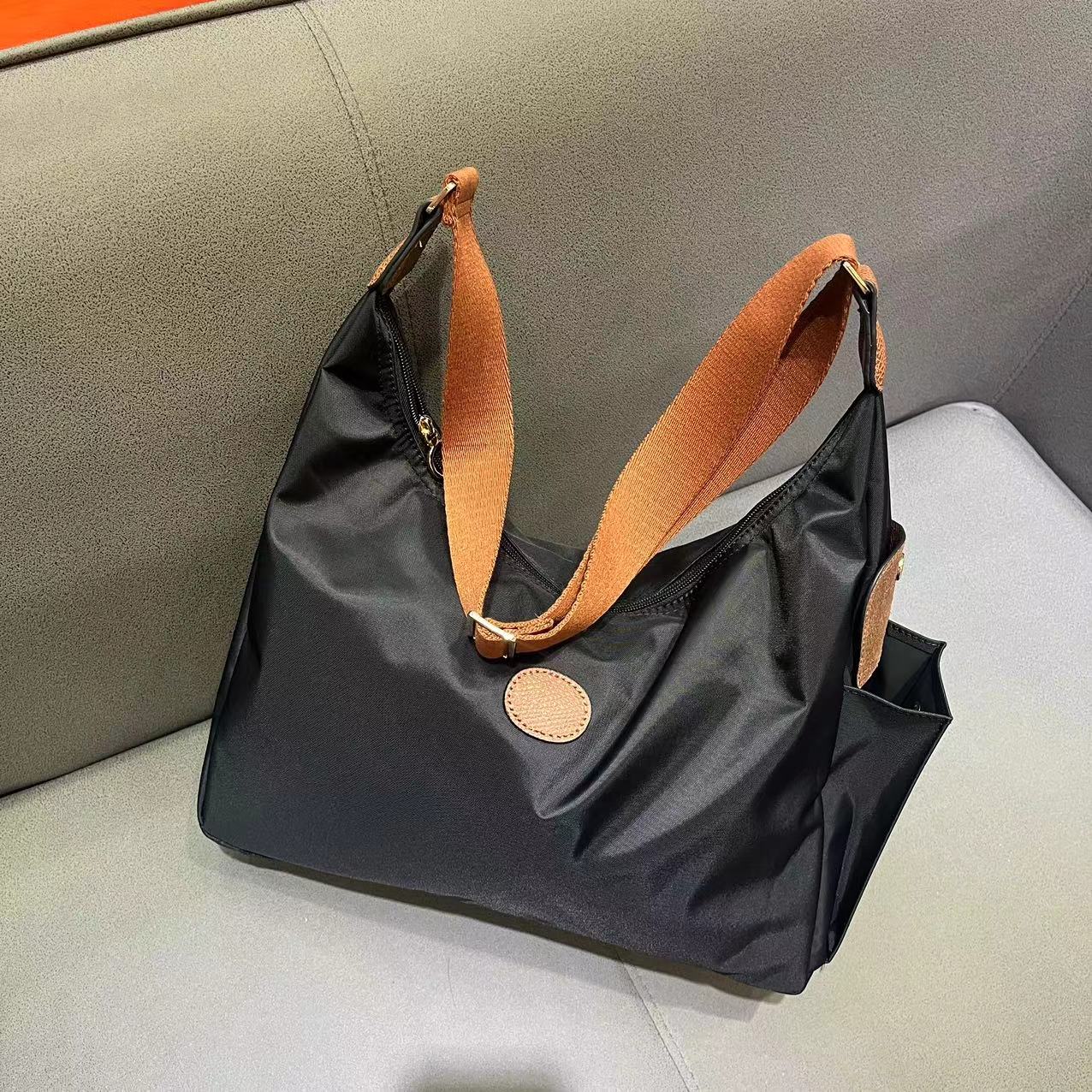 【A102-M36】牛皮托特包时尚休闲百搭女士黑色简约单肩