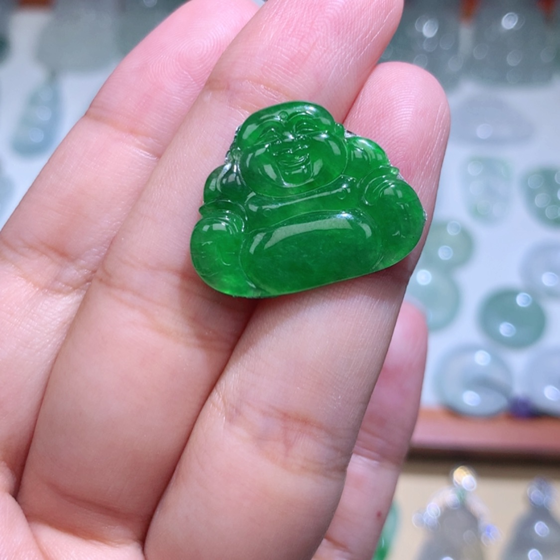 【闪购商品】翡翠颈饰未镶嵌佛公