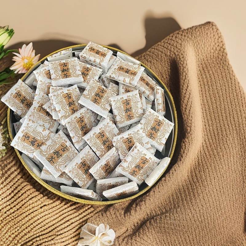 2024年大忠山古树小方片22片普洱茶