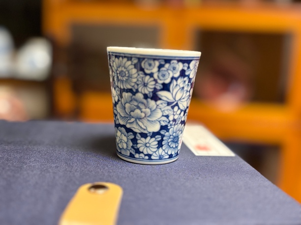 景德珍藏*手工手绘牡丹纹小可乐杯（60毫升）