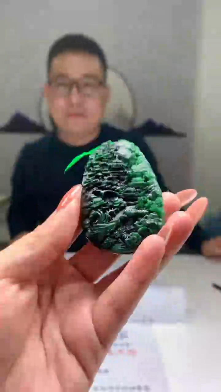 【闪购商品】定制翡翠未镶嵌4829LD-毛货盖章山水207