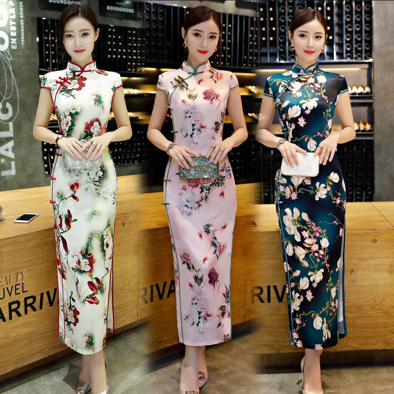 长款旗袍2024年新款年轻款女新中式国风复古修身走秀演出服连衣裙
