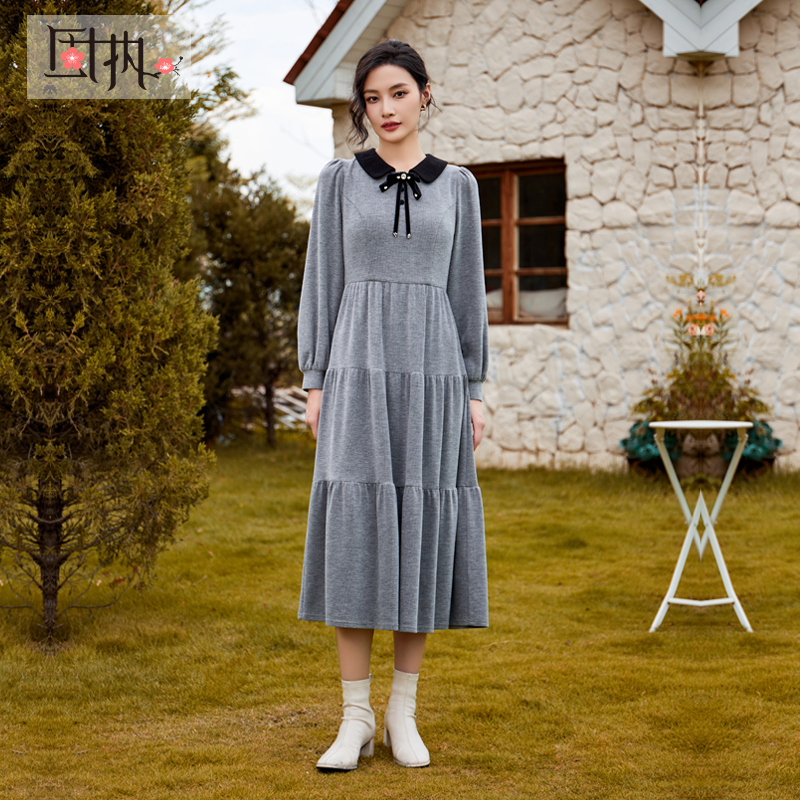 固执秋季新款学院风娃娃领长袖中长款连衣裙90034LQ08655