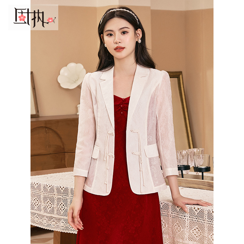 固执夏季新款复古学院风提花小西装外套女装80132DT08136春秋气质