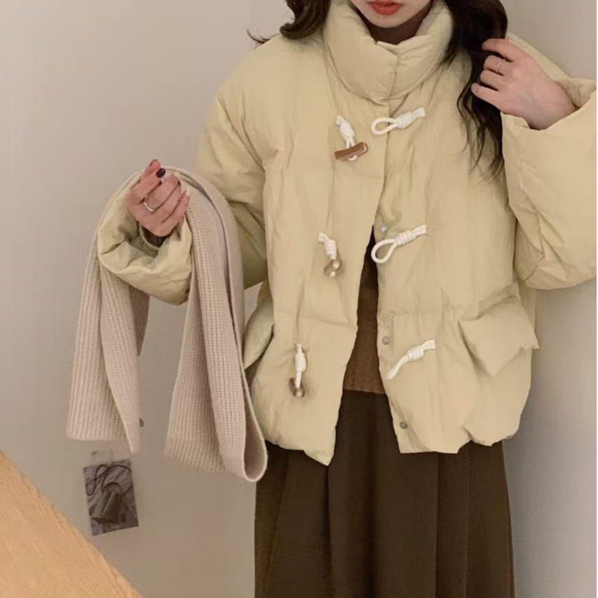 【2025爆款】短款牛角扣女韩版白鸭绒面包服冬季羽绒服
