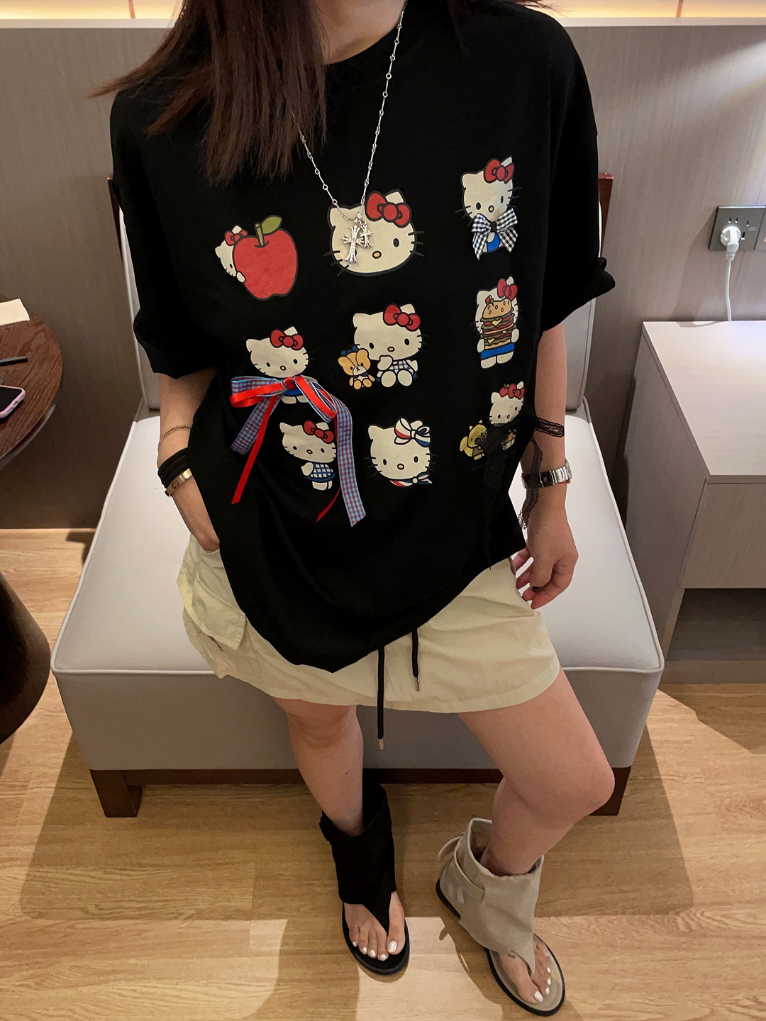 hellokitty凯蒂猫蝴蝶结宽松休闲短袖T恤